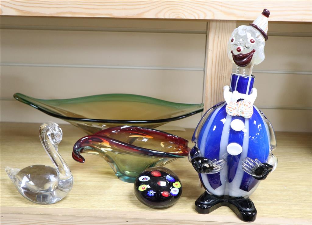 Five items of Art glass, including a clown flask and stopper,